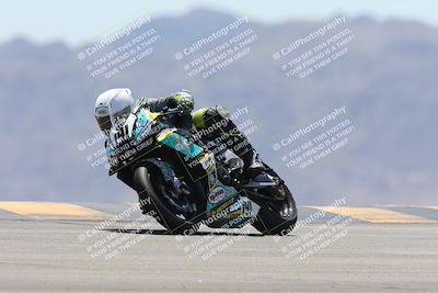 media/Apr-20-2025-CVMA (Sun) [[39090e8767]]/Race 9-Formula LW Twins Shootout/